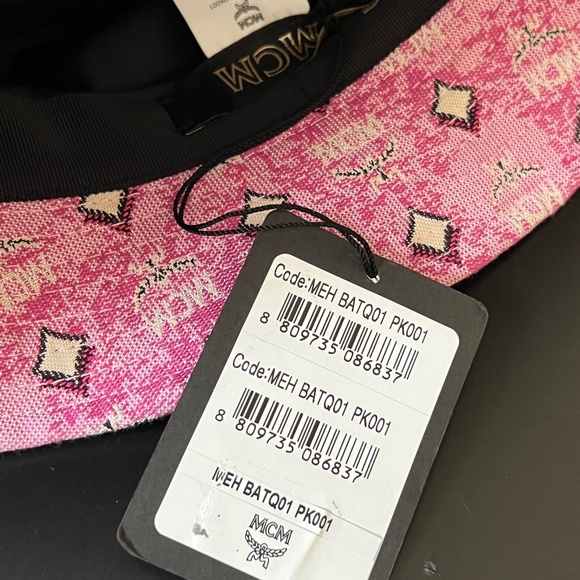 MCM PINK MONOGRAMMED BUCKET HAT in Pink NWT MSRP $370 - Picture 6 of 7